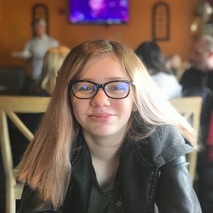 Meet your Posher, Emma